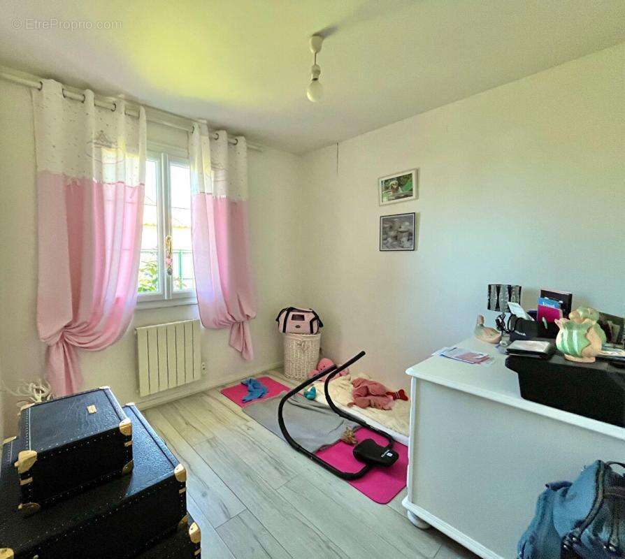 Maison  plain-pied : 4 pièce(s) 90 m2 - Jardin et garage - photo 11