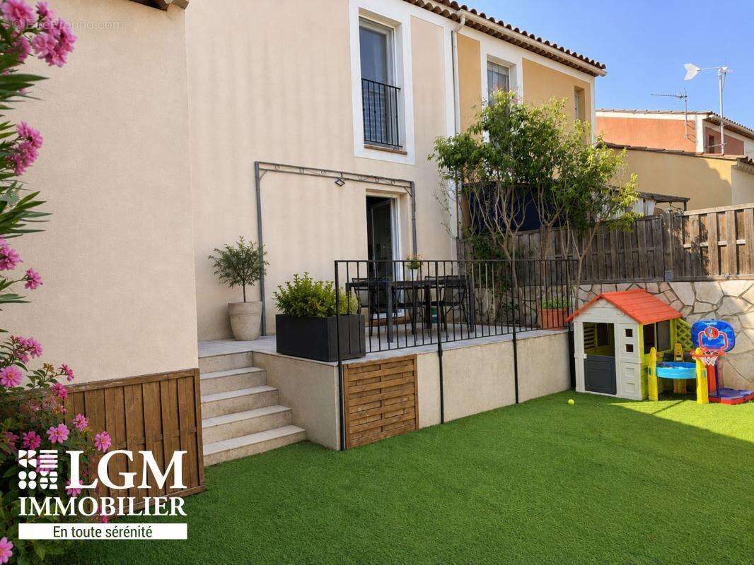 Marignane  Maison 5 pièces sur 185 m2 de parcelle - photo 17