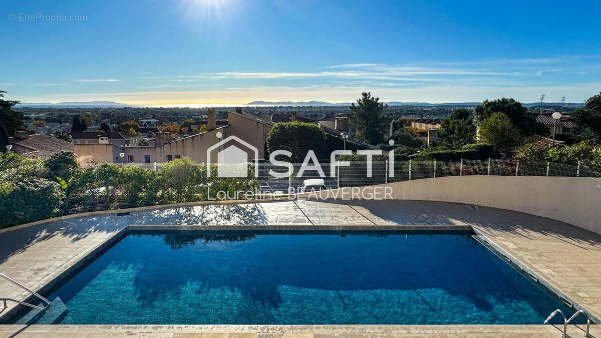 Photo 1 - Appartement à HYERES