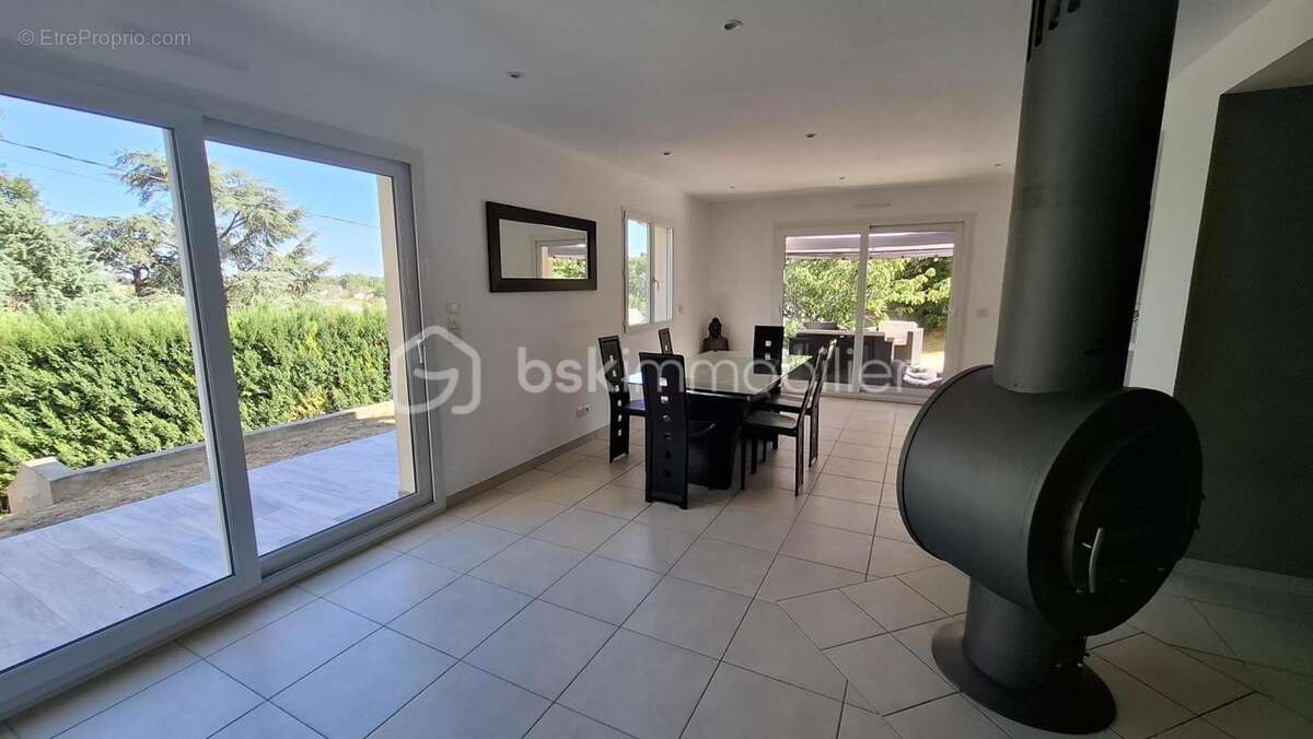 Une superbe maison - photo 5