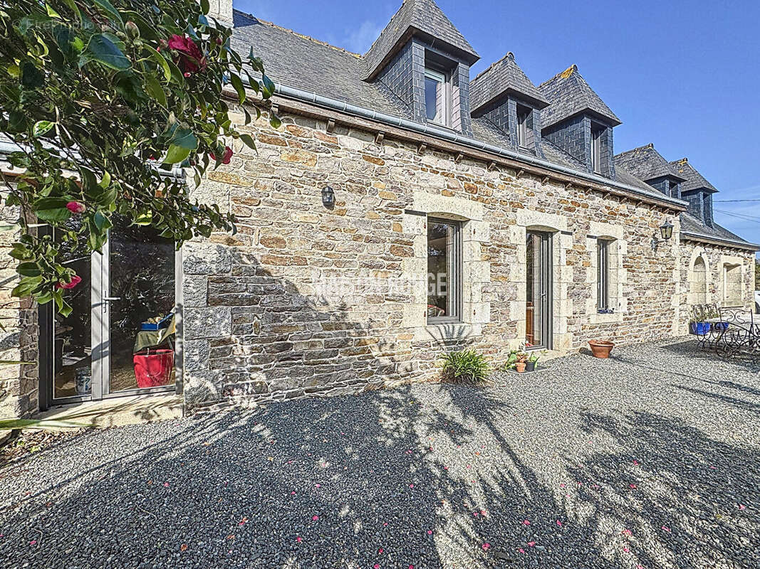 Maison à PLOUBAZLANEC