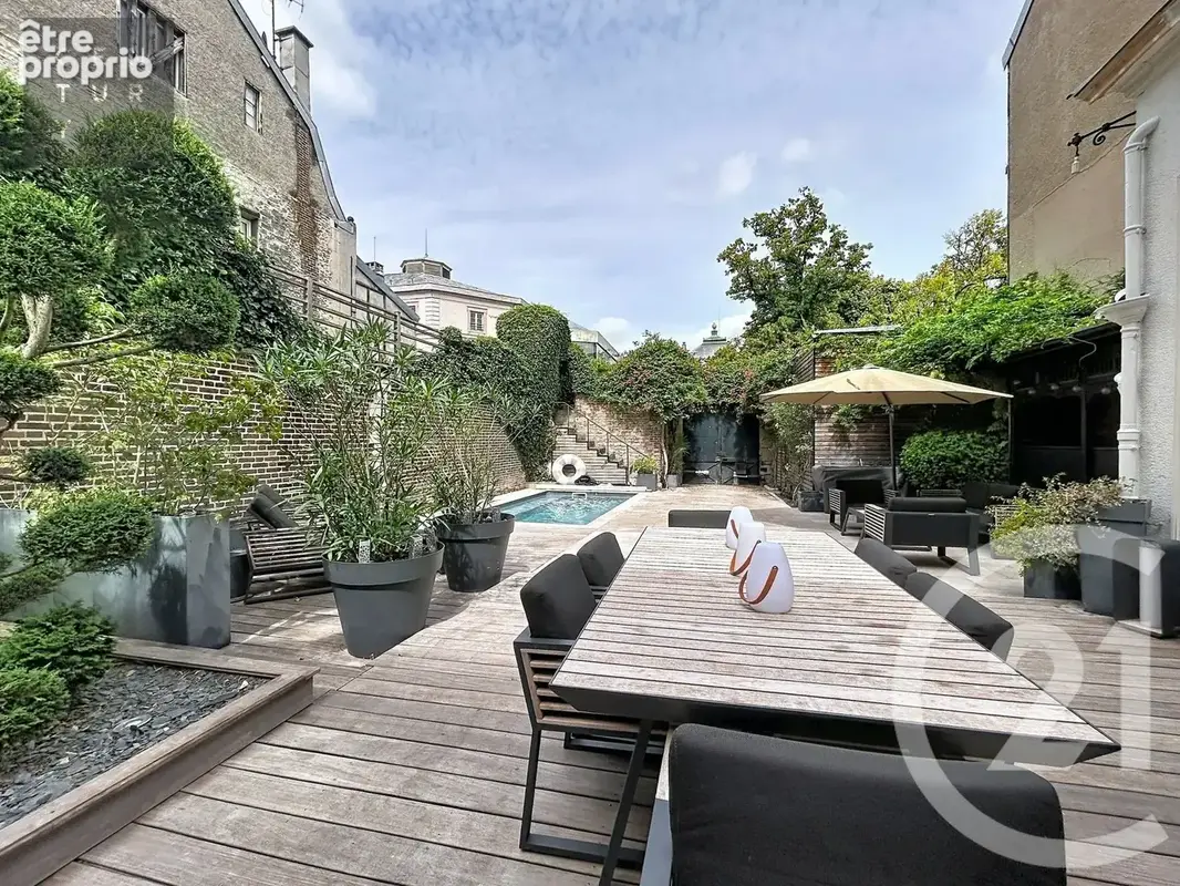 Maison 300 m² à Troyes  - photo 3