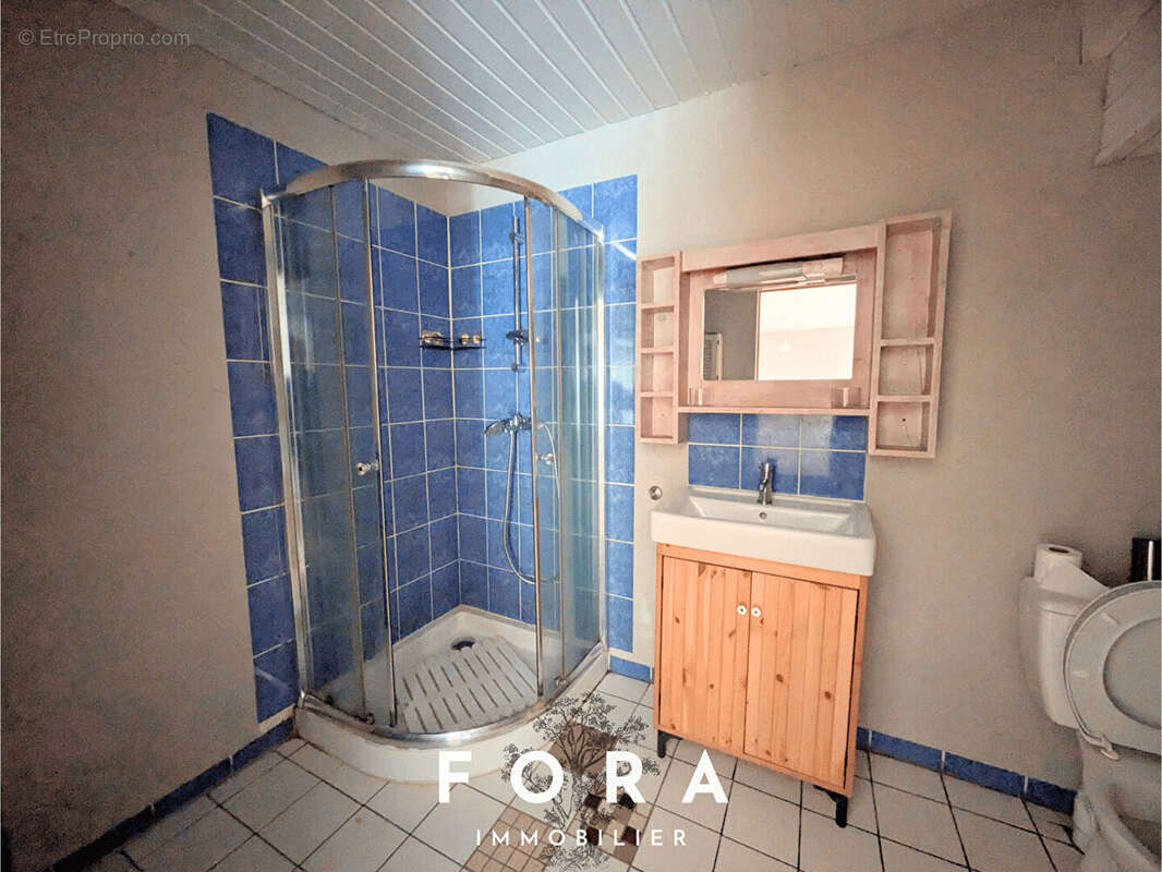 Maison à CONDE-SUR-NOIREAU