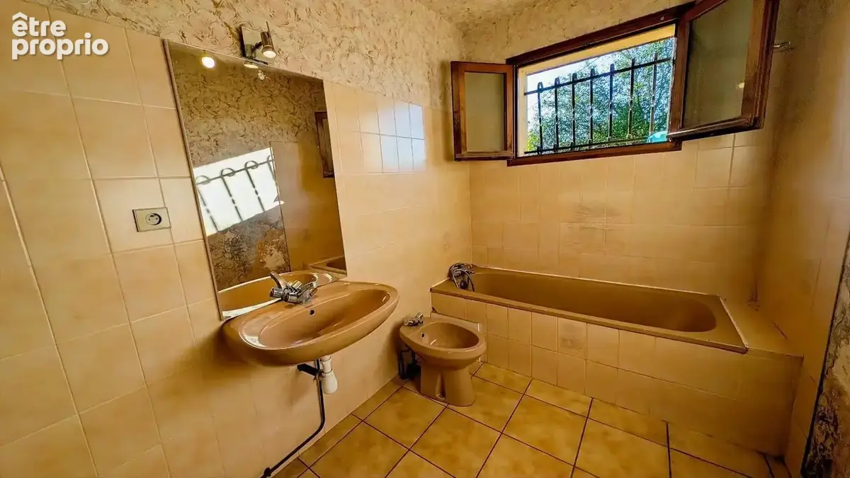 En exclusivite  maison plain-pied a renover 106 m2 - 4 chamb - photo 5