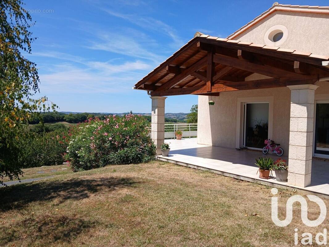 Photo 1 - Maison à SAINT-GERMIER