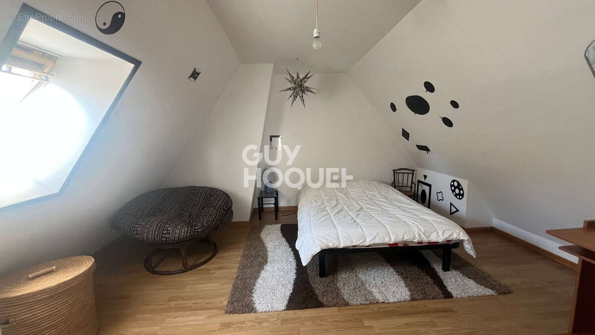 Maison à THOUROTTE