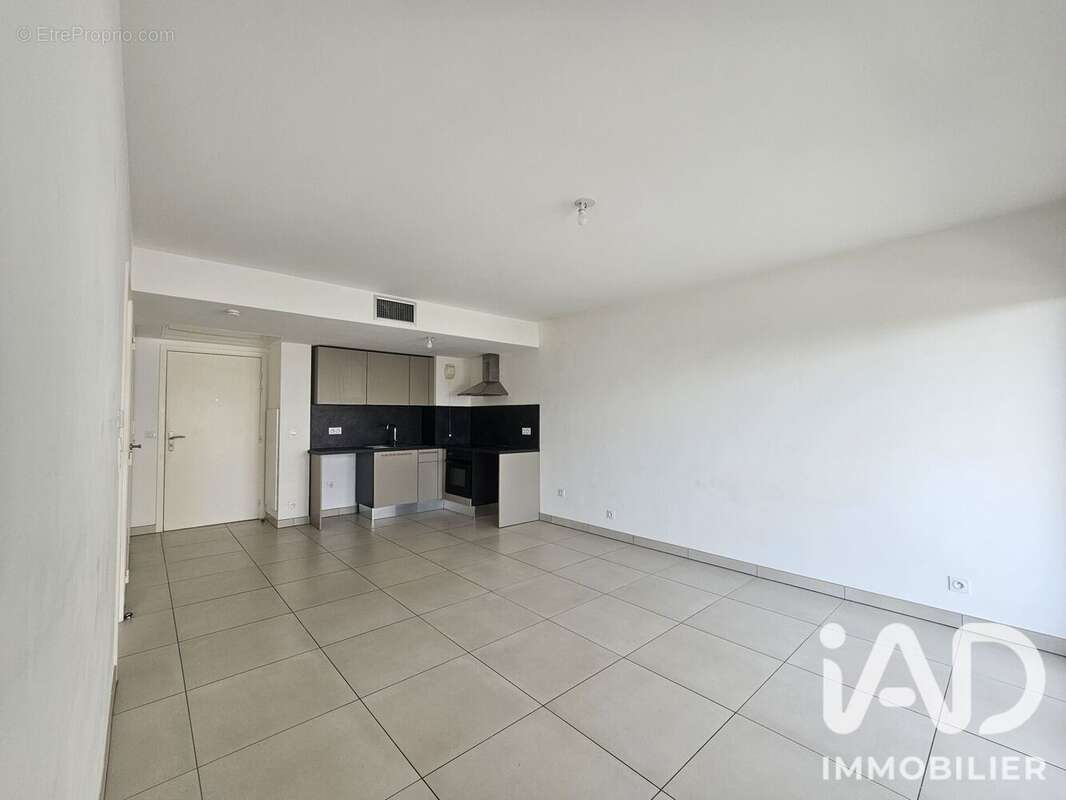 Appartement 44 m² à Mandelieu-La-Napoule  - photo 5