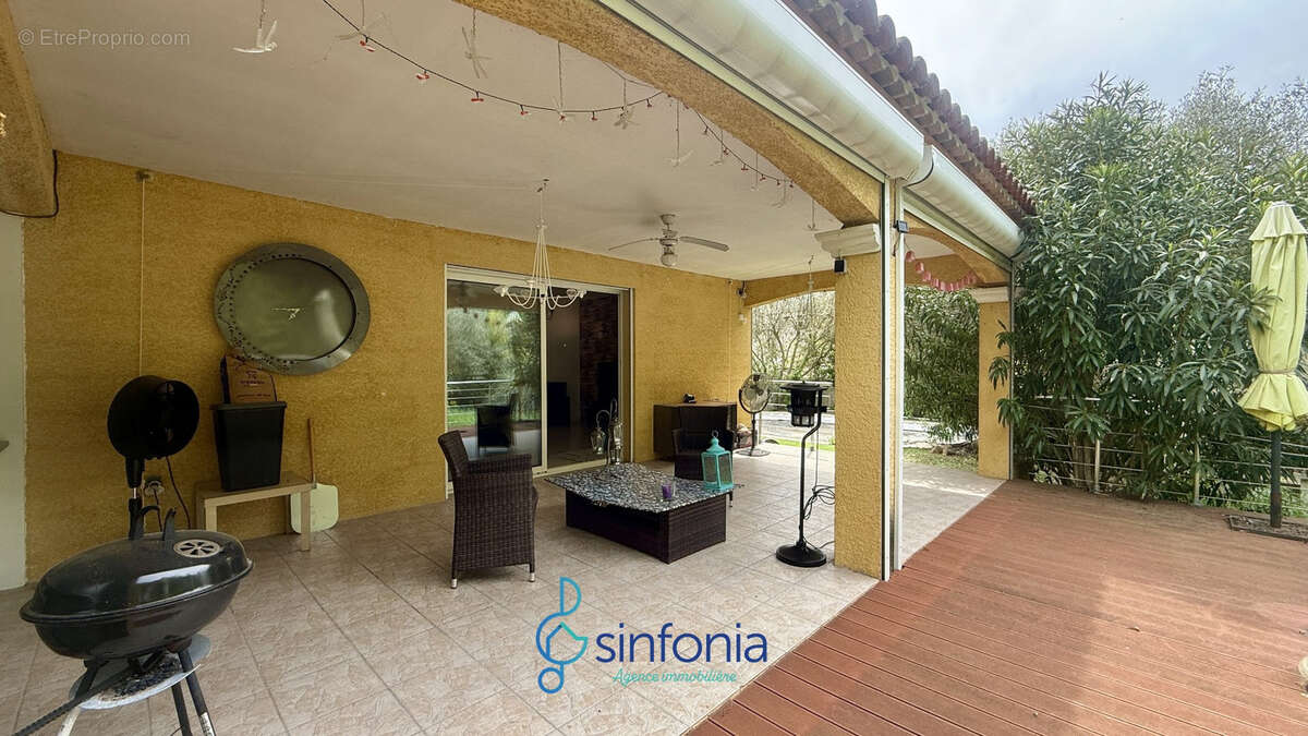 Maison à ARPAILLARGUES-ET-AUREILLAC