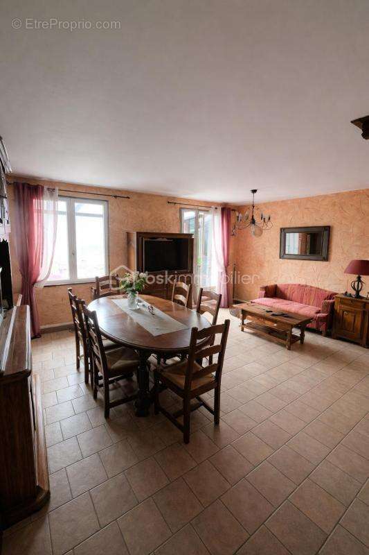 Maison 81m² Gonesse - Véranda et jardin au calme - photo 2