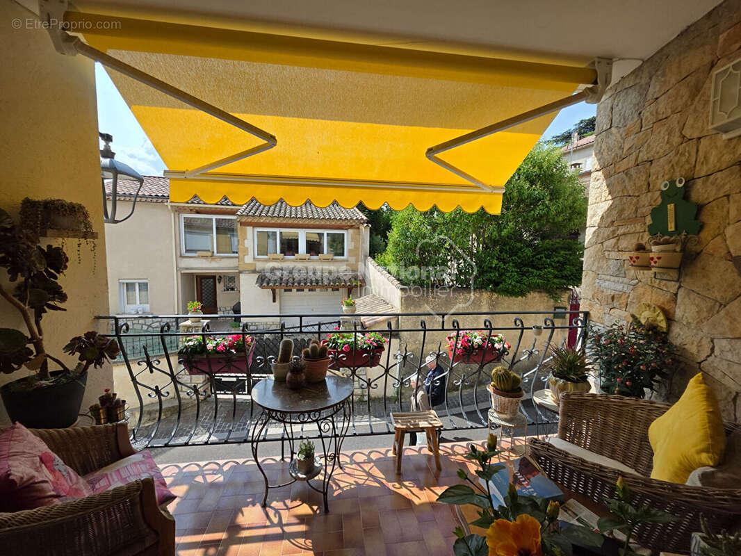 Maison à GREOUX-LES-BAINS