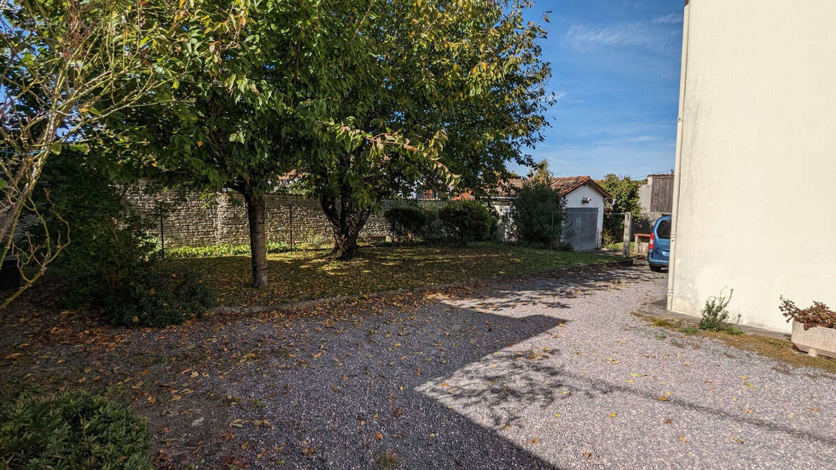 Photo 7 - Maison à FRONTENAY-ROHAN-ROHAN