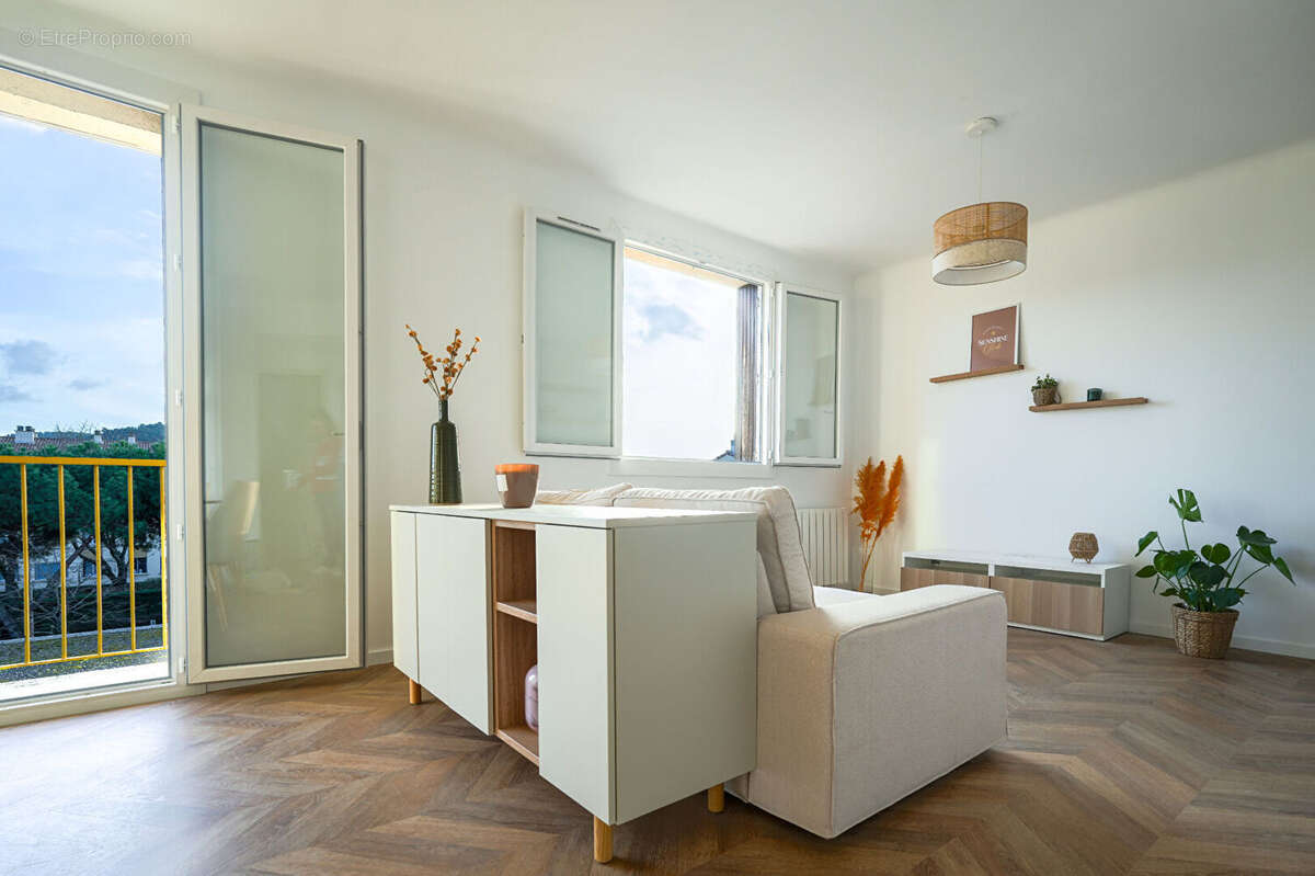 Appartement à AIX-EN-PROVENCE