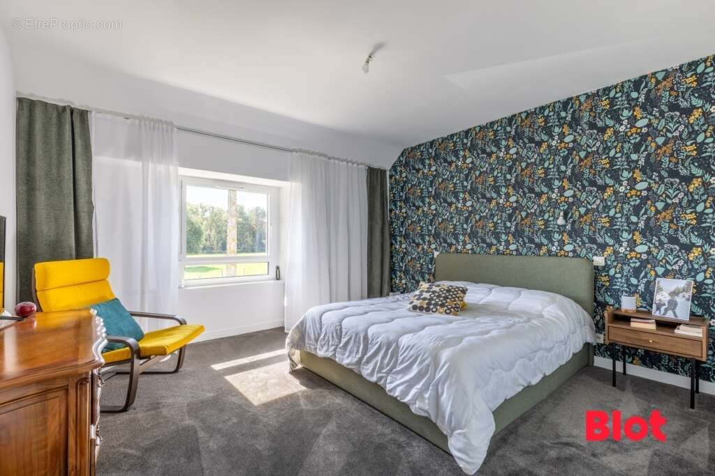 Maison à SAINT-MEDARD-SUR-ILLE