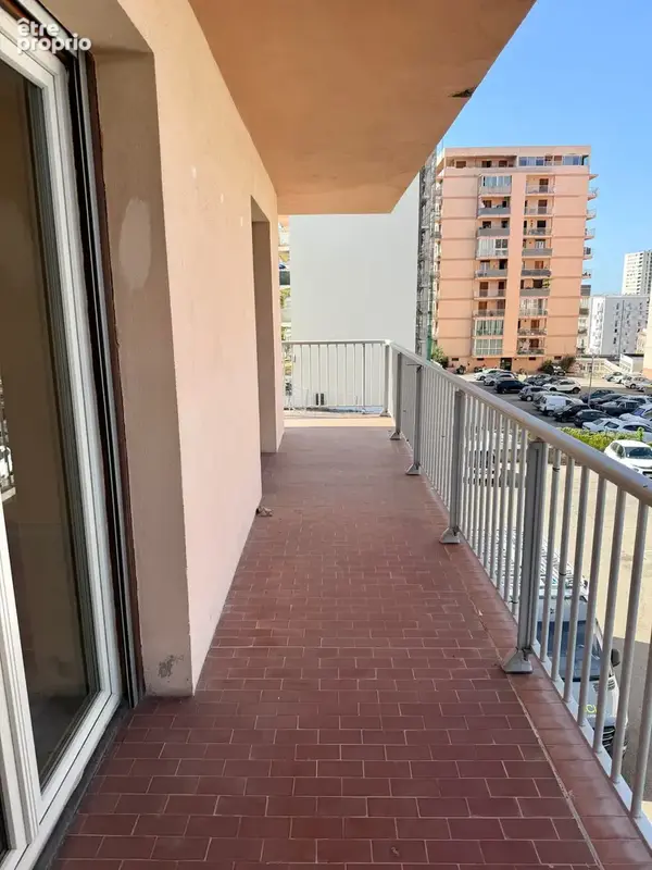 Appartement T4 avec terrasse et cave - photo 5