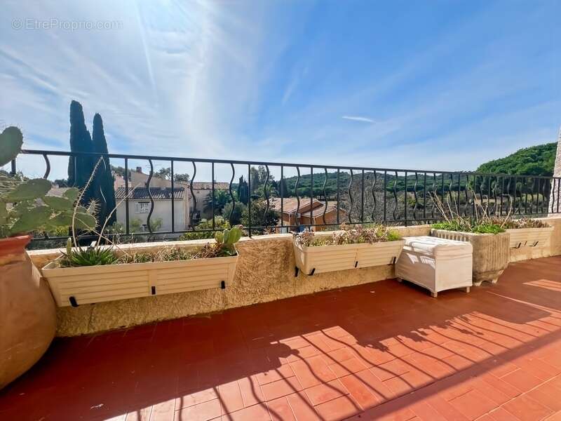 Appartement à HYERES