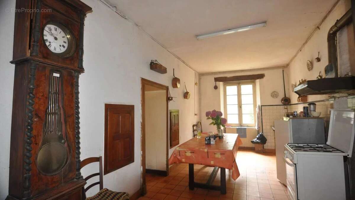 Maison à AUBETERRE-SUR-DRONNE