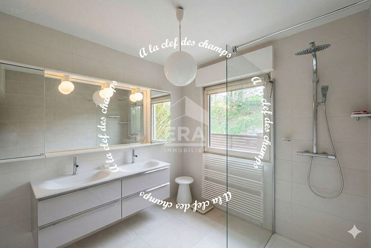 Maison à GIF-SUR-YVETTE