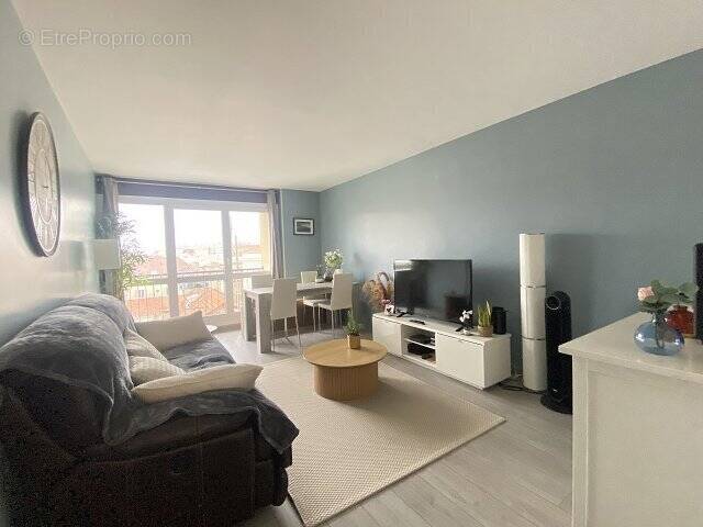 Appartement à MAISONS-ALFORT