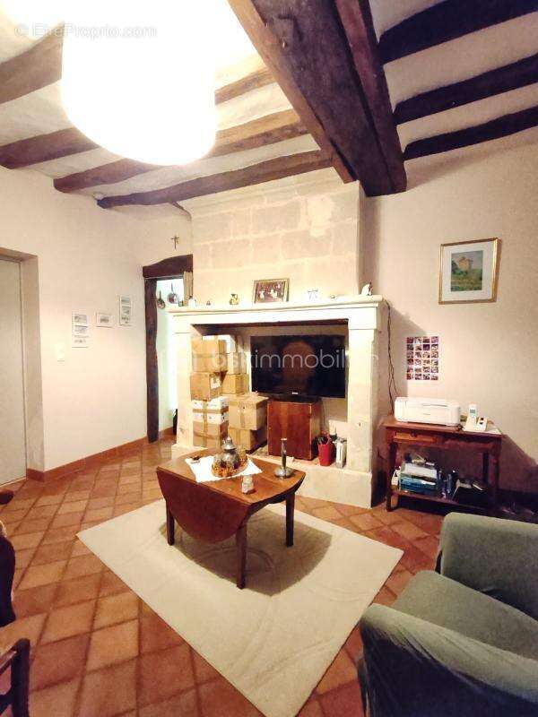 Maison à CHENEHUTTE-TREVES-CUNAULT