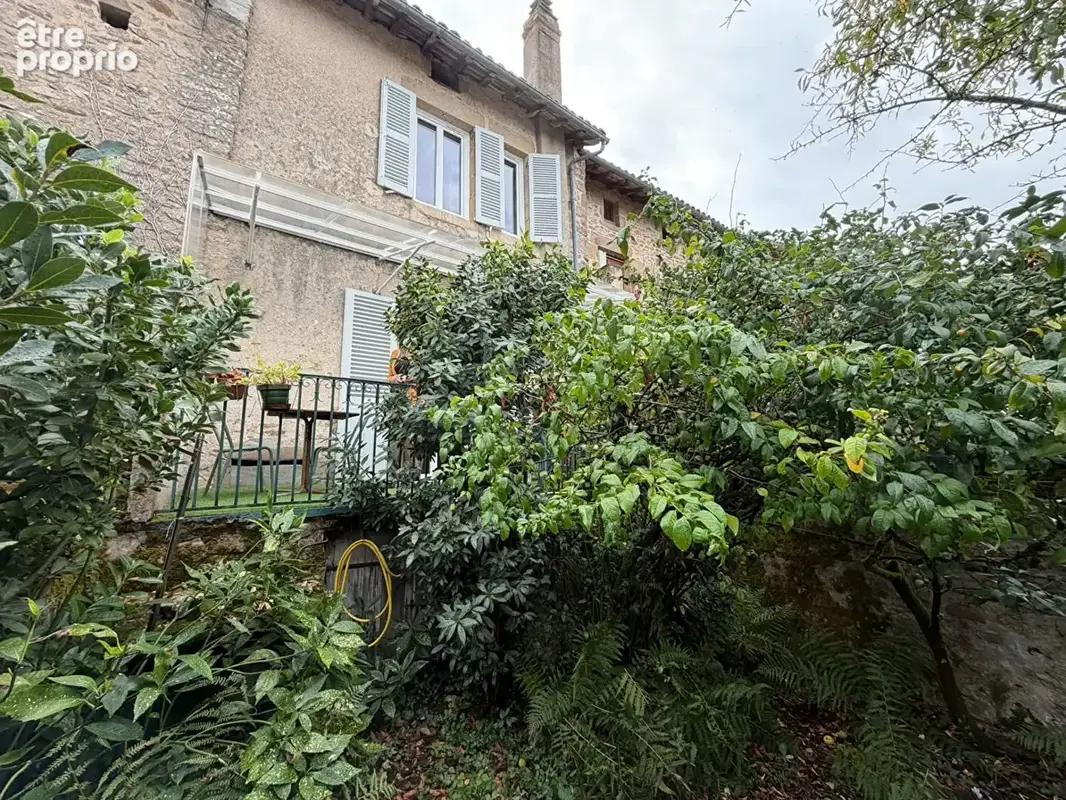 HAUTE VIENNE -Sympathique maison de bourg avec terrasse et jardin, à Chateauponsac (87290). - photo 15