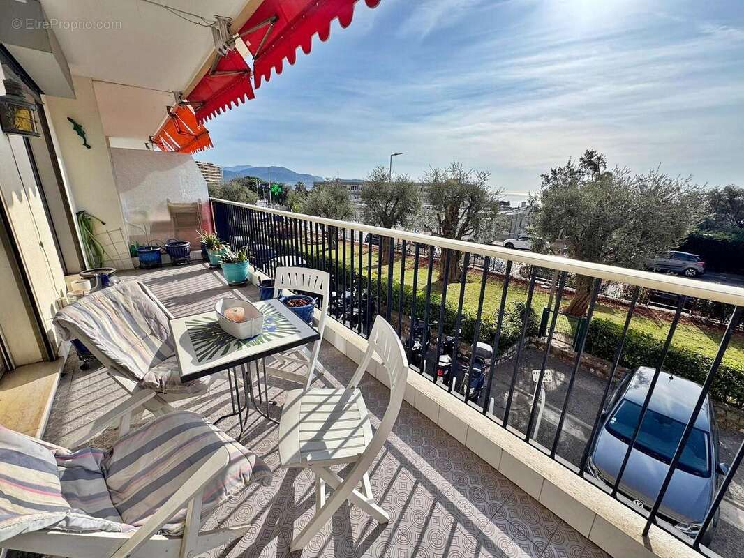   - Appartement à NICE