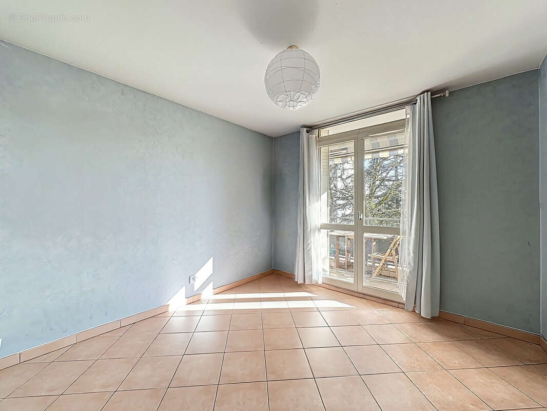 Appartement à LYON-5E