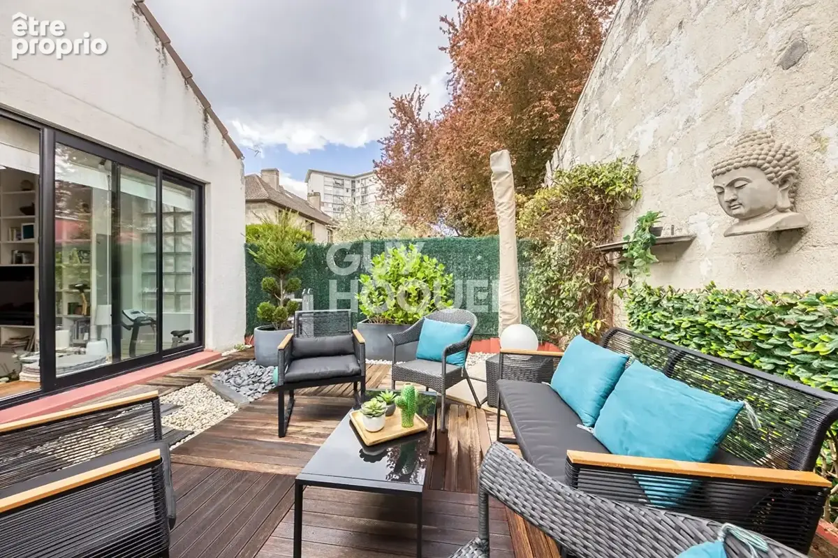 Photo Maison à Saint-Denis au prix de 520 000€
