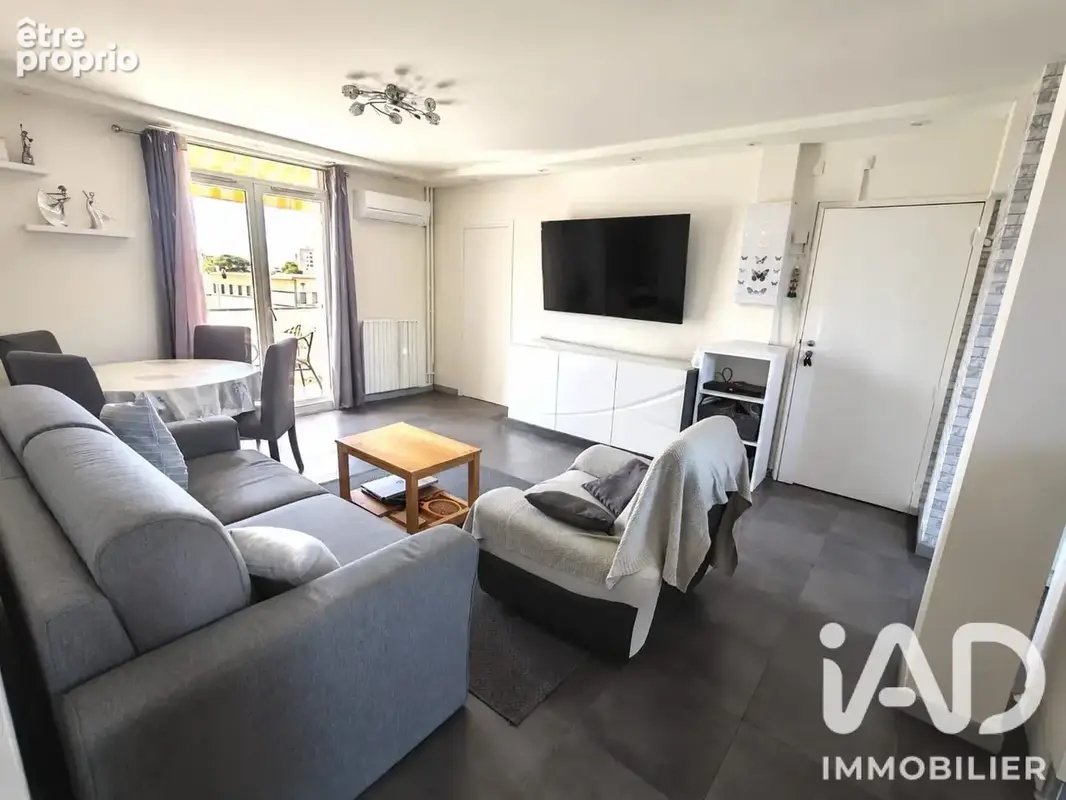 Photo 1 - Appartement à MARSEILLE-10E