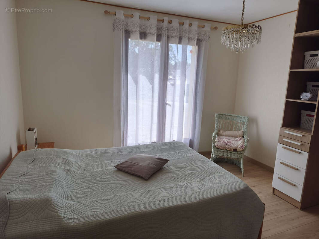 Maison 165 m² à Saint-Andre-Des-Eaux  - photo 8