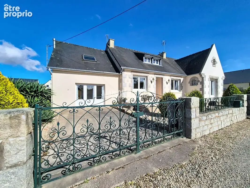 Maison à PLELAN-LE-PETIT