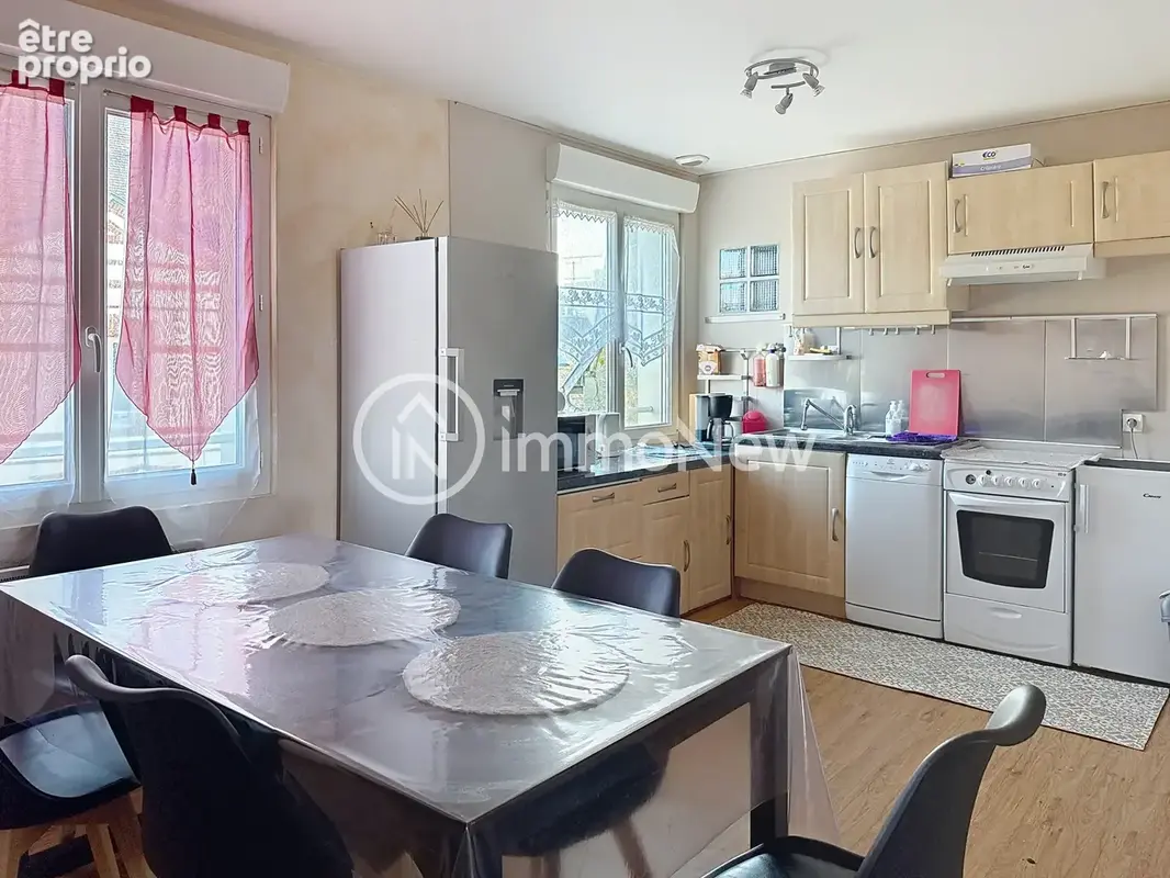 Ensemble immobilier - photo 4