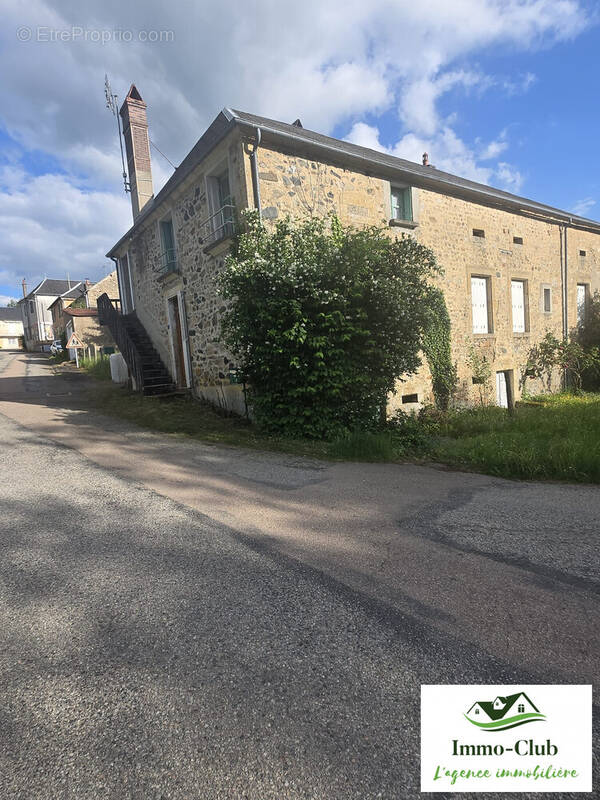 Maison à VILLAPOURCON