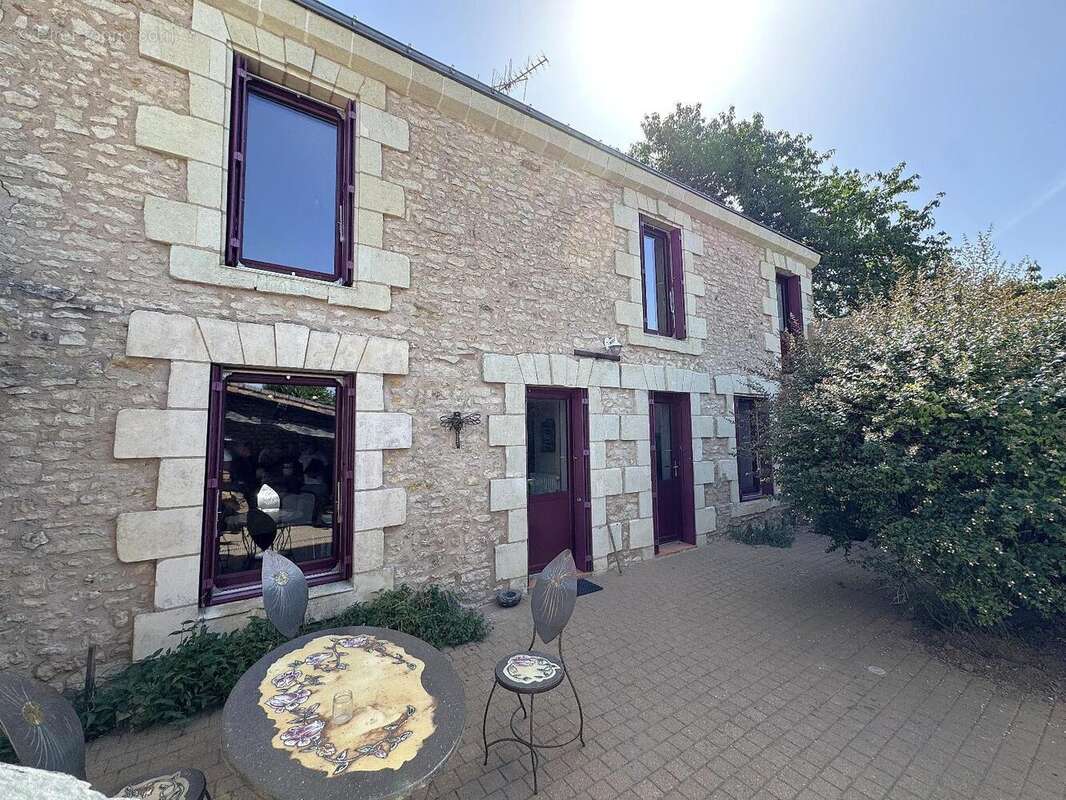 Maison 135 m² à Thouars  - photo 17