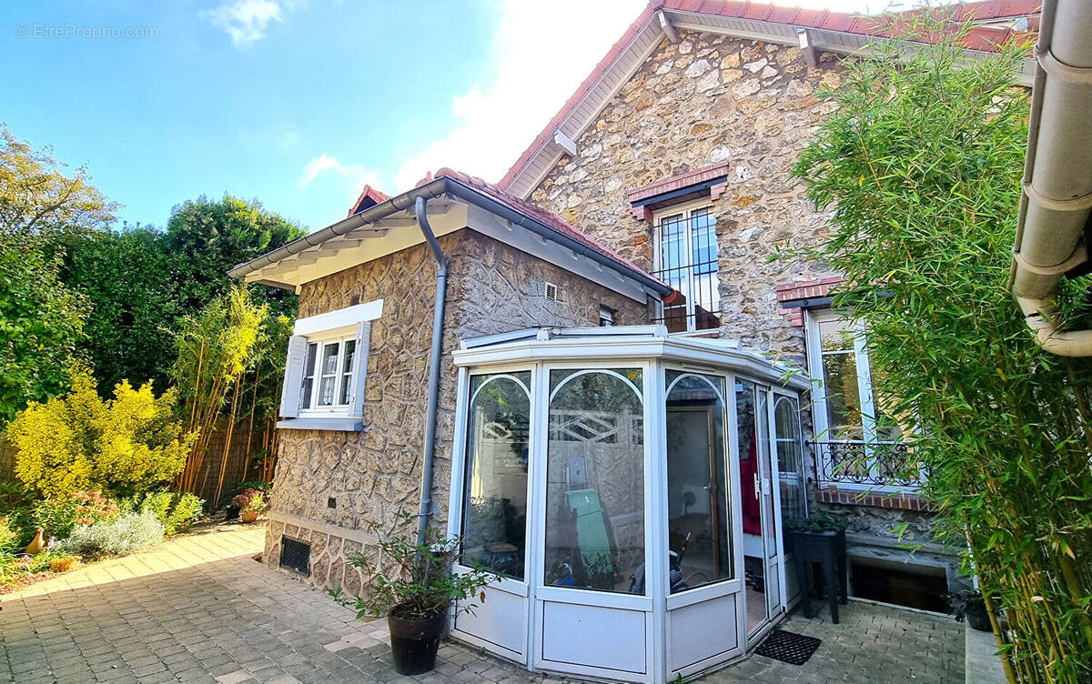 Maison à HOUILLES