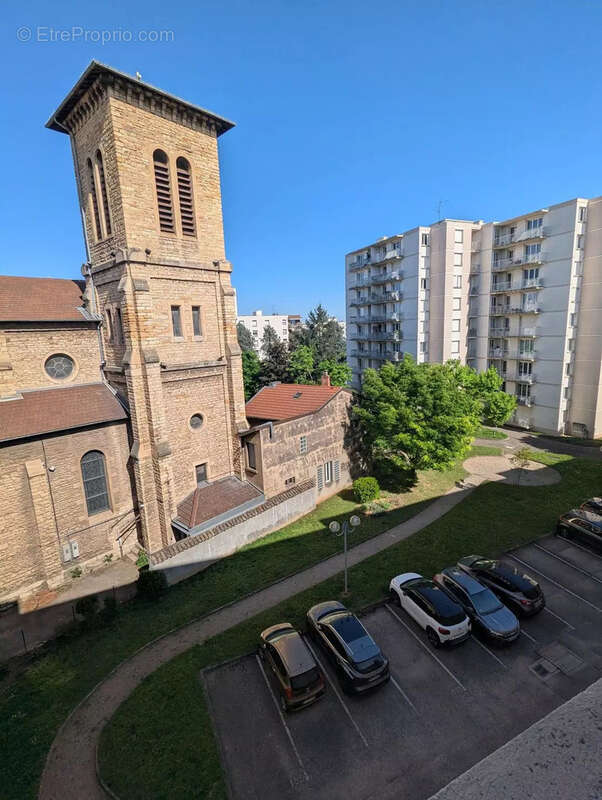 Appartement à VENISSIEUX