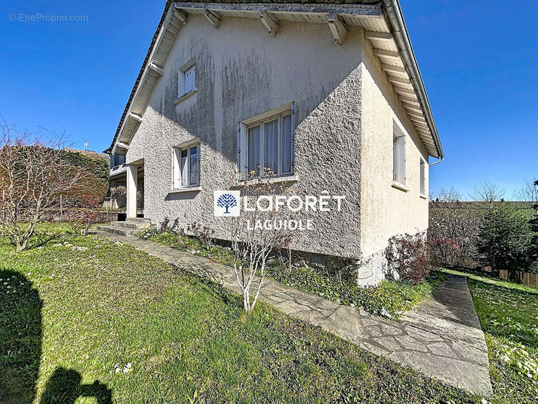 Maison Montsalvy 3 pièce(s) 65 m2 - photo 13