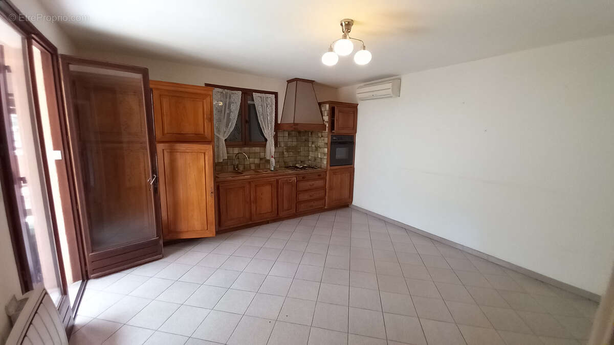 Maison à LE POUJOL-SUR-ORB