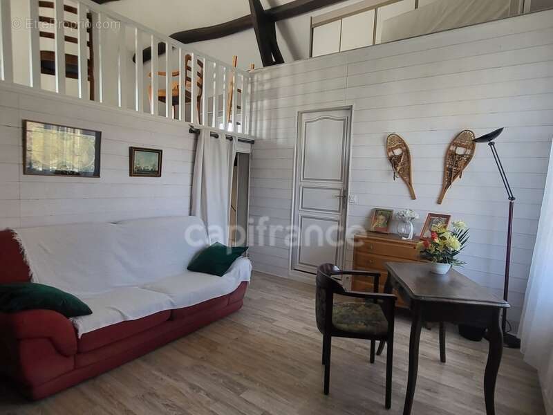 Maison à AUVERS-SUR-OISE