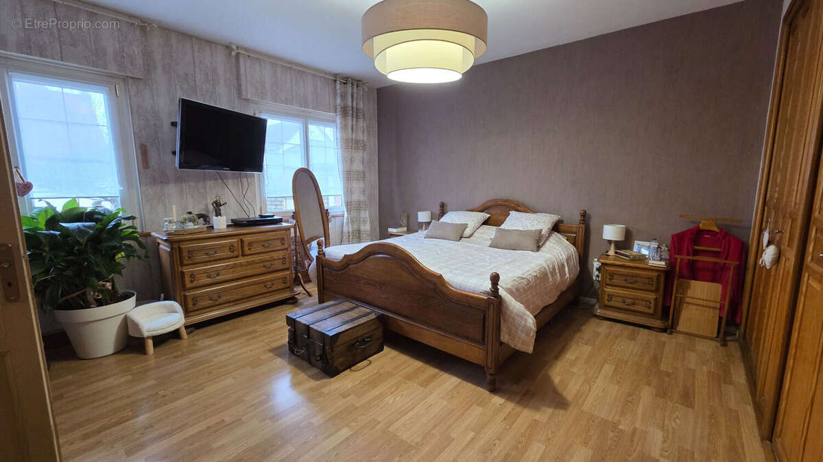 Maison à AVESNES-LES-AUBERT