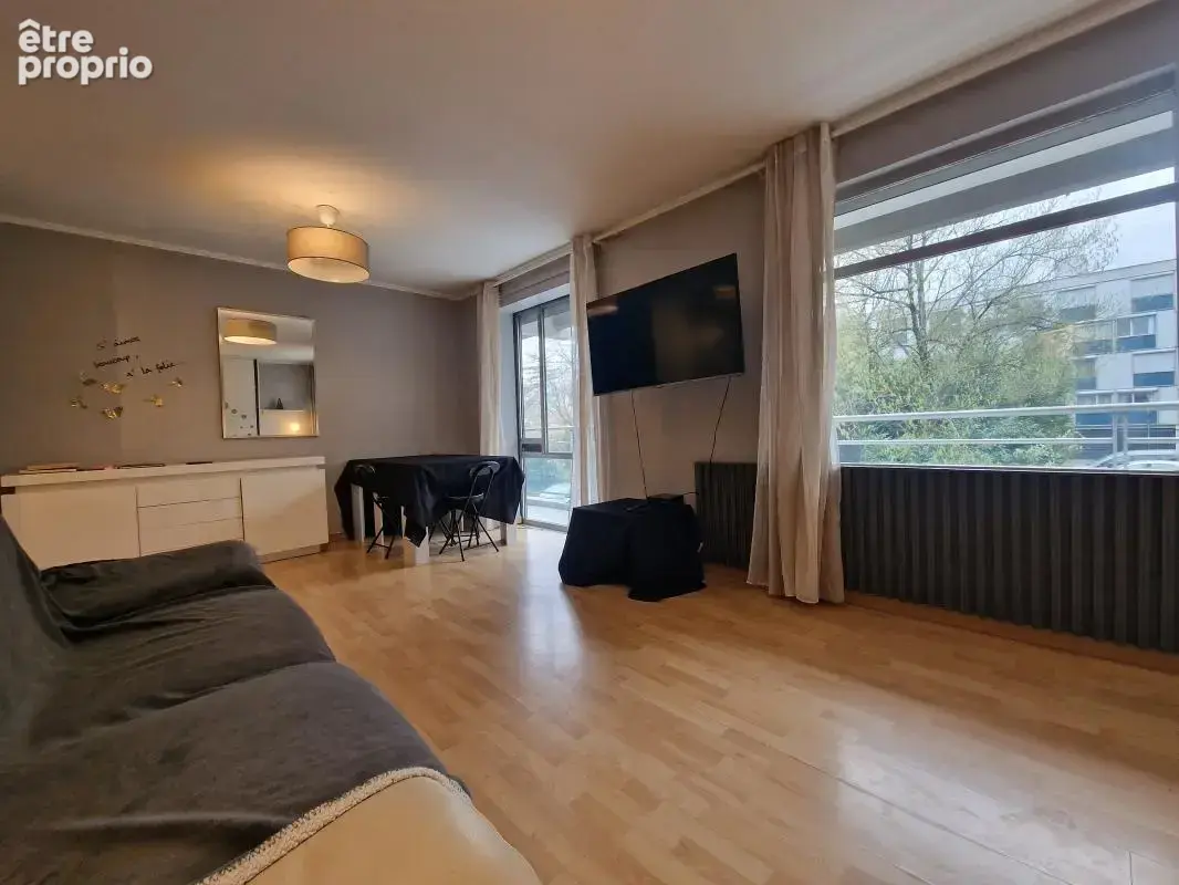Appartement à VAIRES-SUR-MARNE