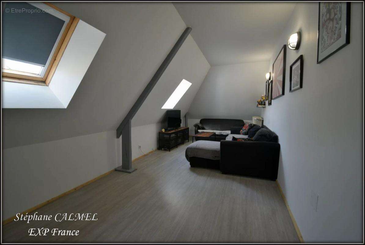 Commerce à LE BUISSON-DE-CADOUIN