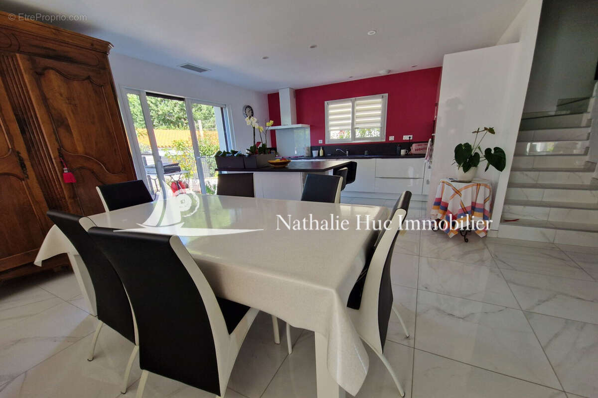 Maison à VILLELONGUE-DE-LA-SALANQUE