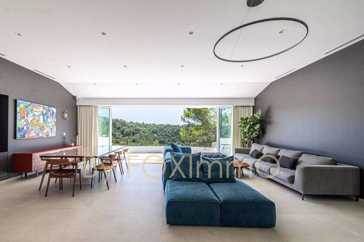 Villa entierement refaite à neuve 6 pieces Domaine des Clausonnes Biot - photo 8