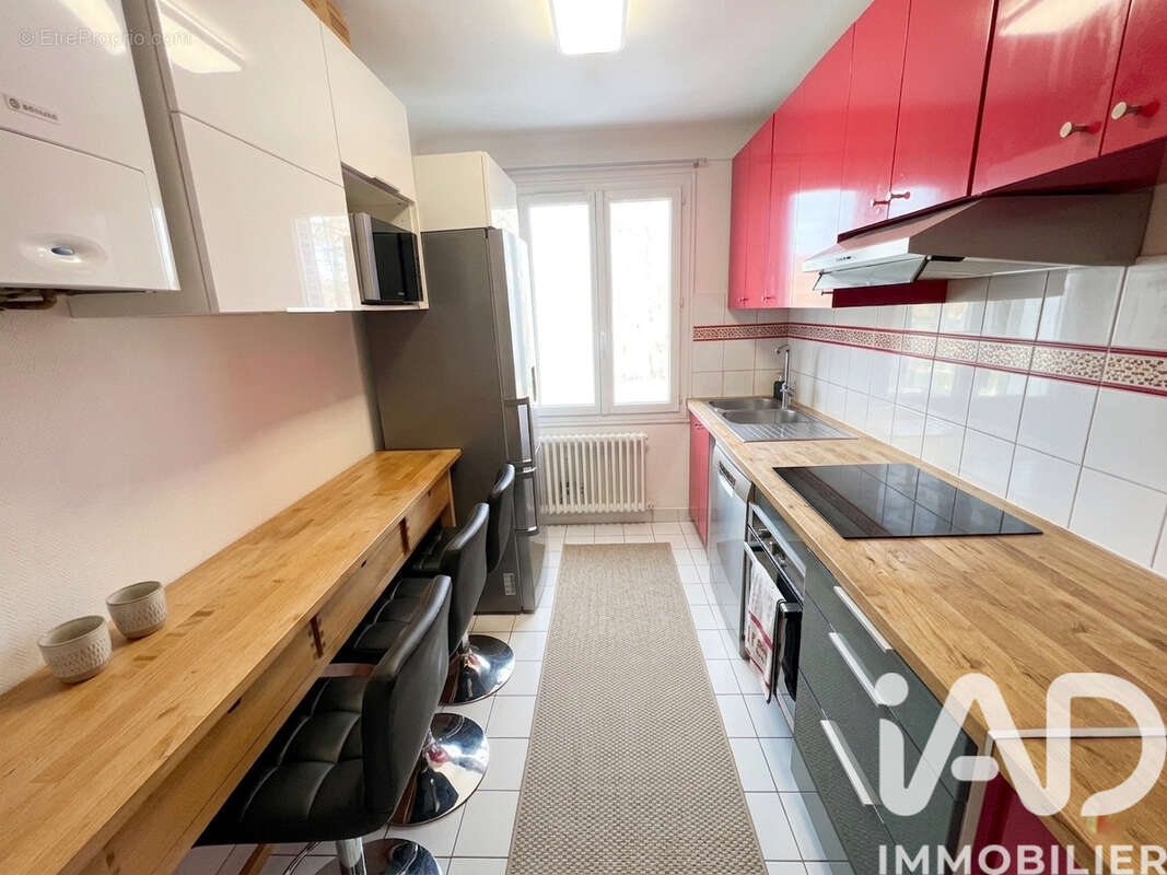 Photo 9 - Appartement à LES PAVILLONS-SOUS-BOIS