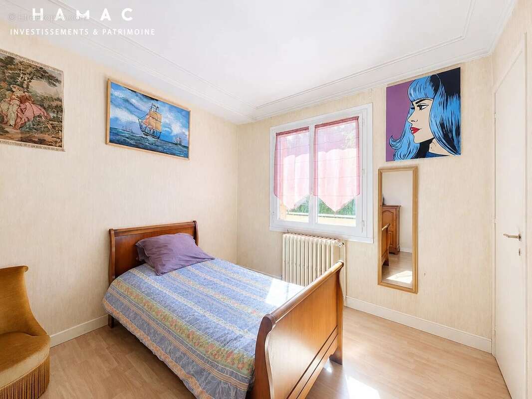 SAINTE-FOY-LÈS-LYON — Maison à rénover sur terrain de 1 112 m² — Fort potentiel ! - photo 8