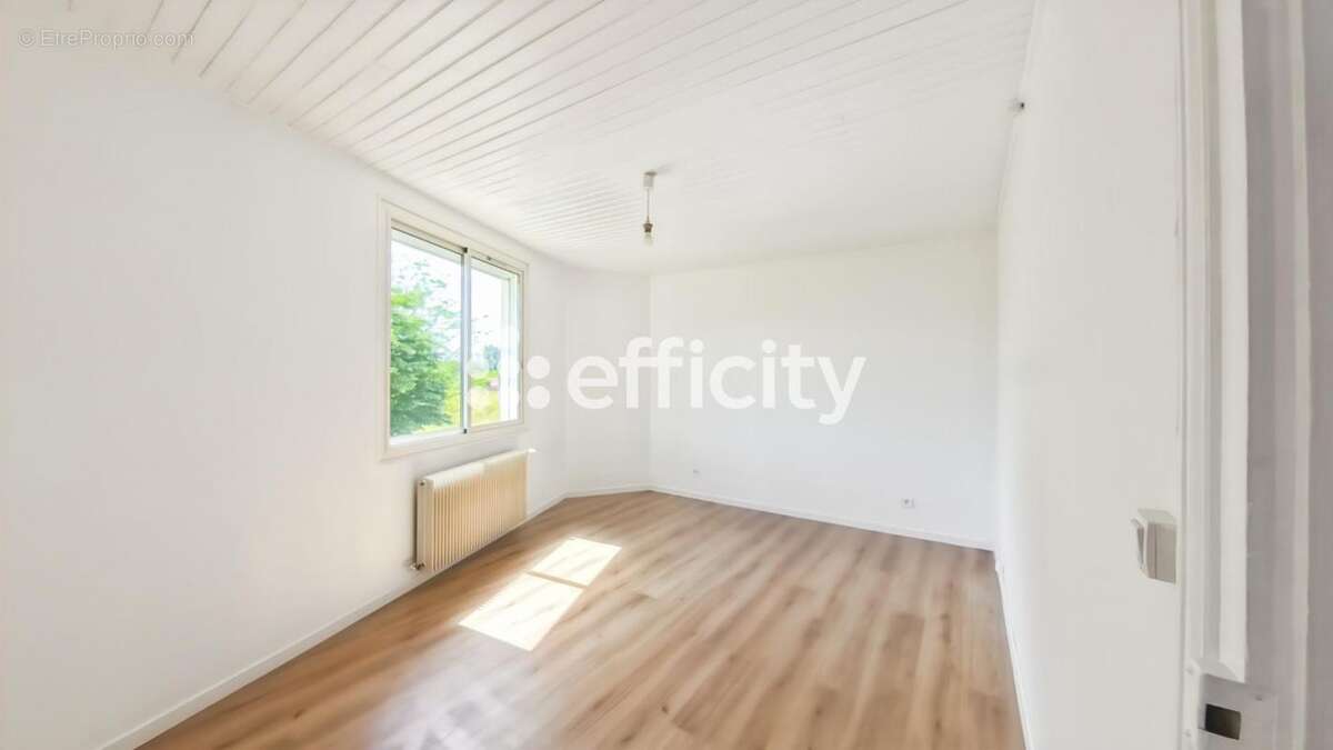 Maison à VILLENEUVE-SUR-LOT