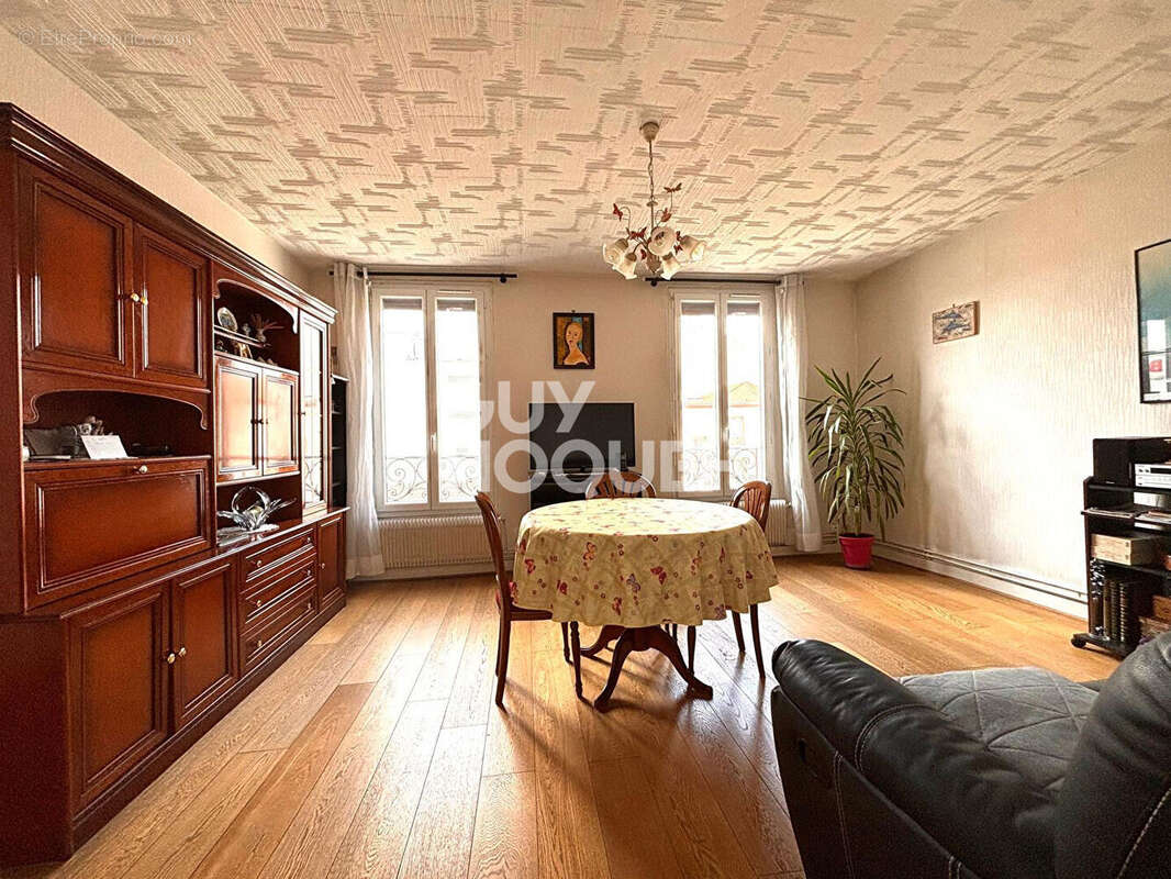 Appartement à SAINT-OUEN