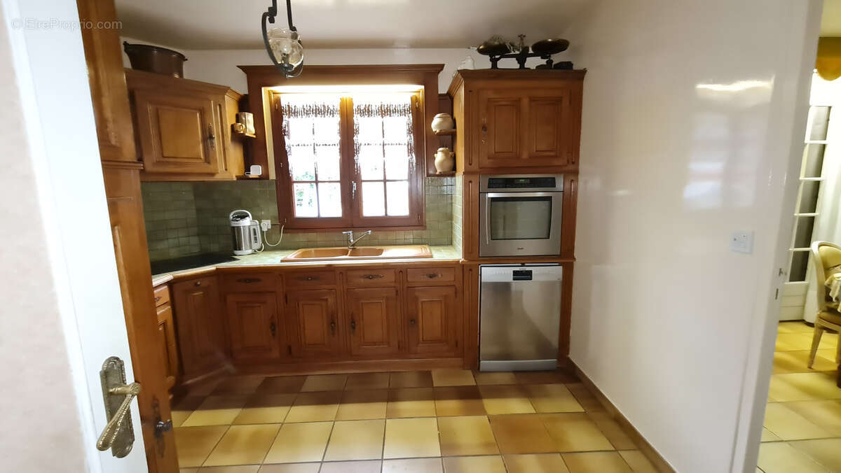 Maison à BURES-SUR-YVETTE