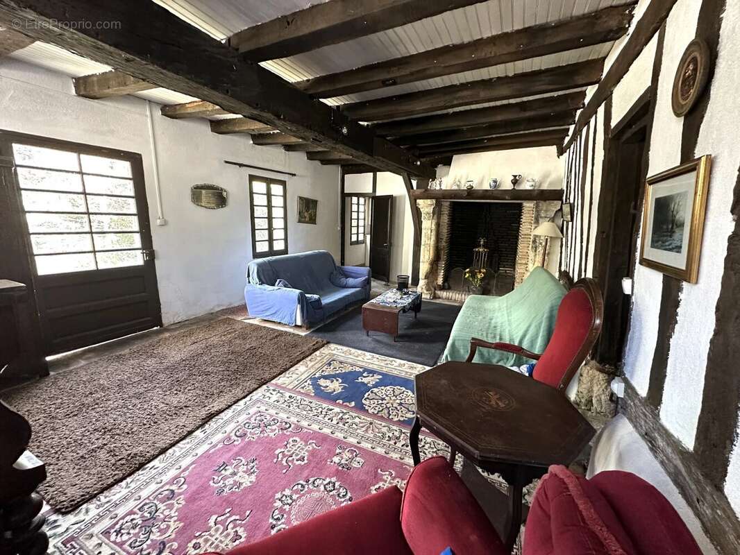 Maison à SAINT-LAURENT-DES-HOMMES