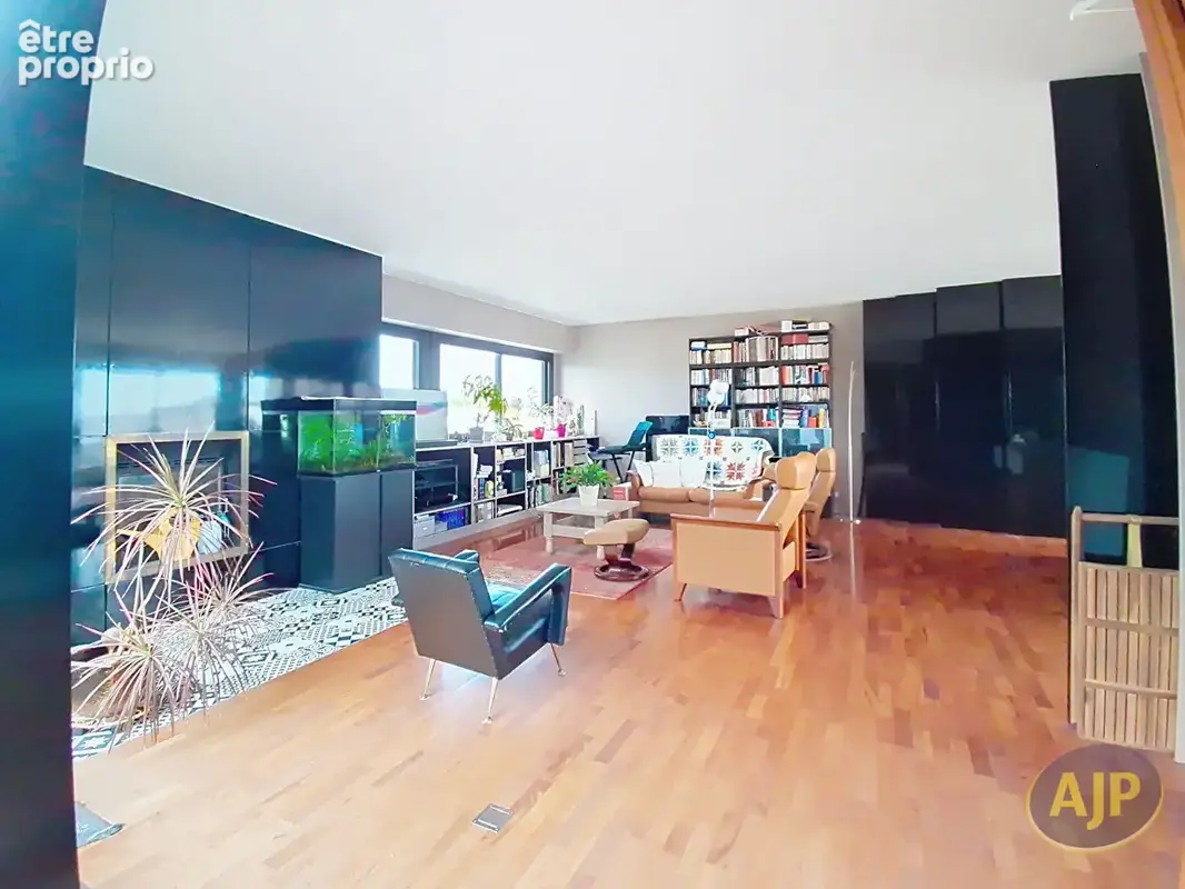 Appartement exceptionnel de plus de 168 m² à vendre: Centre ville. - photo 10